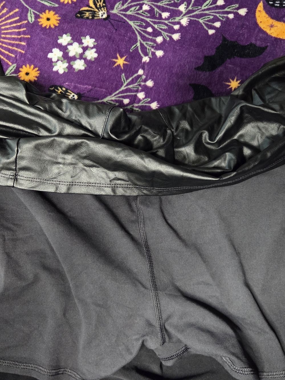 Offline By Aerie Faux Skort XL - Picture 3 of 3
